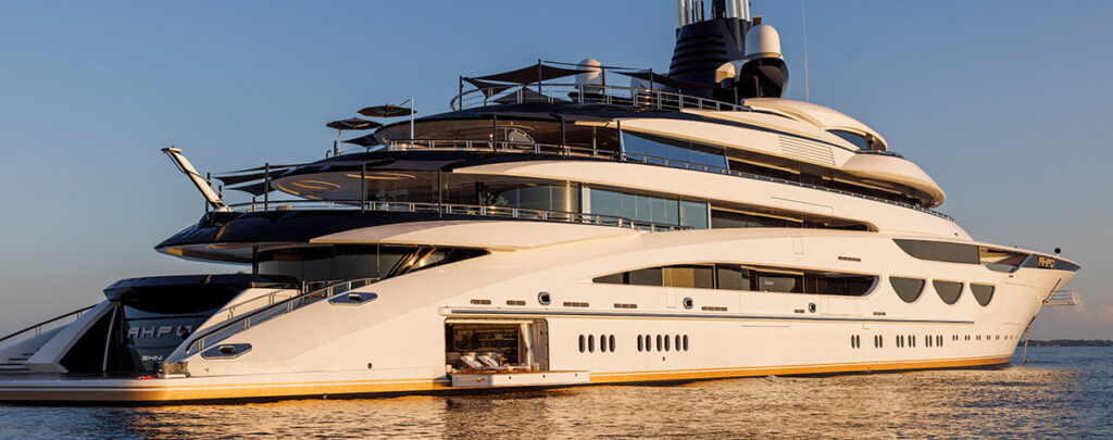 Lurssen-Yachts-in-THE-CIRCLE-Magazine-Los-Angeles-2022